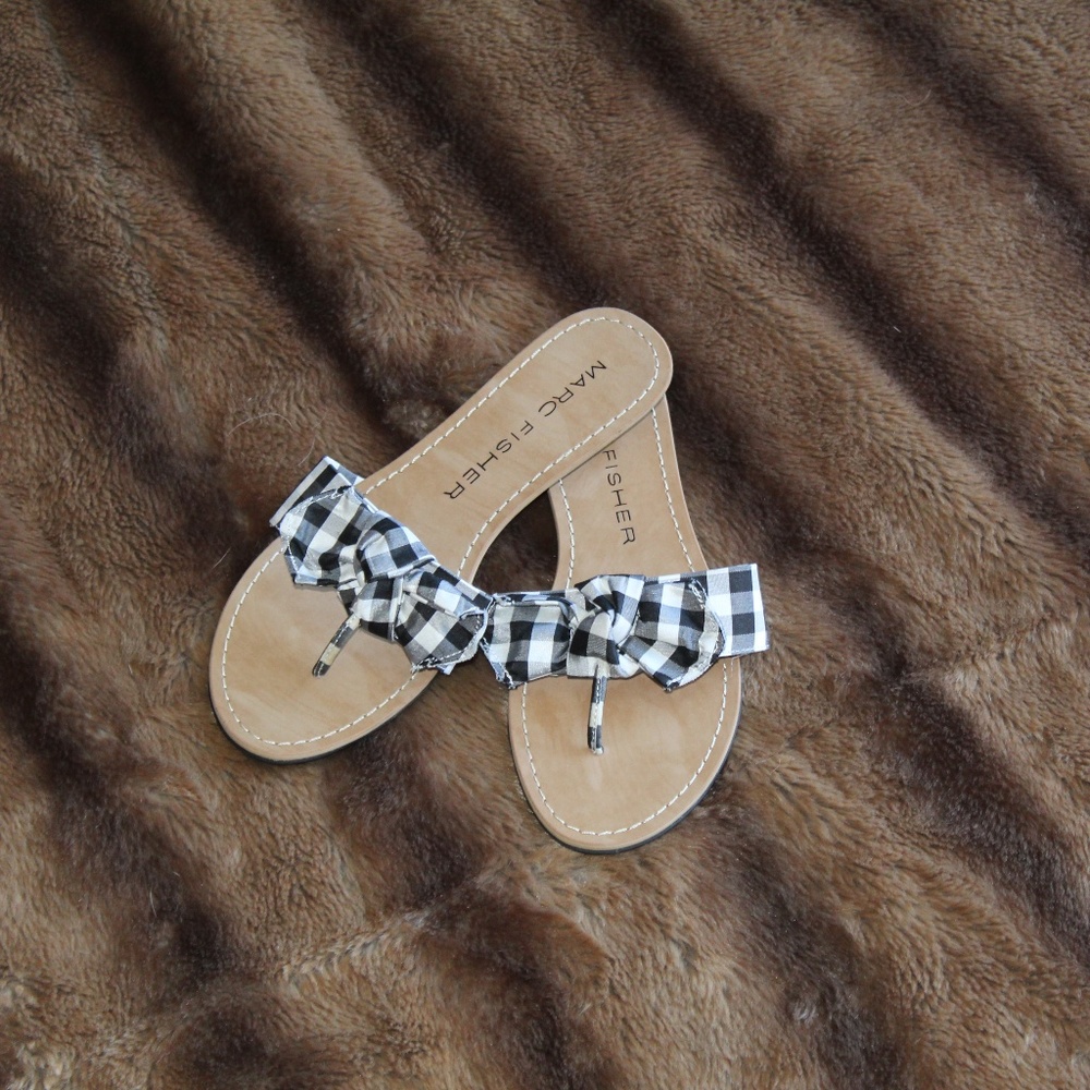 Never Worn Marc Fisher Sandals